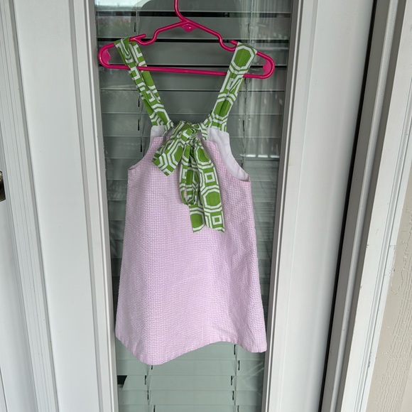 Girls seersucker dress size 5. EUC! - Picture 2 of 2